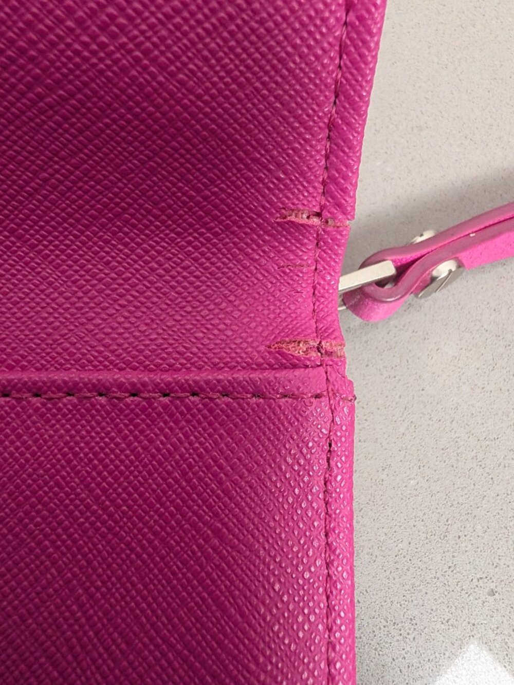 Pink Leather Fossil Trifold Wallet Womens - Picture 10 of 13